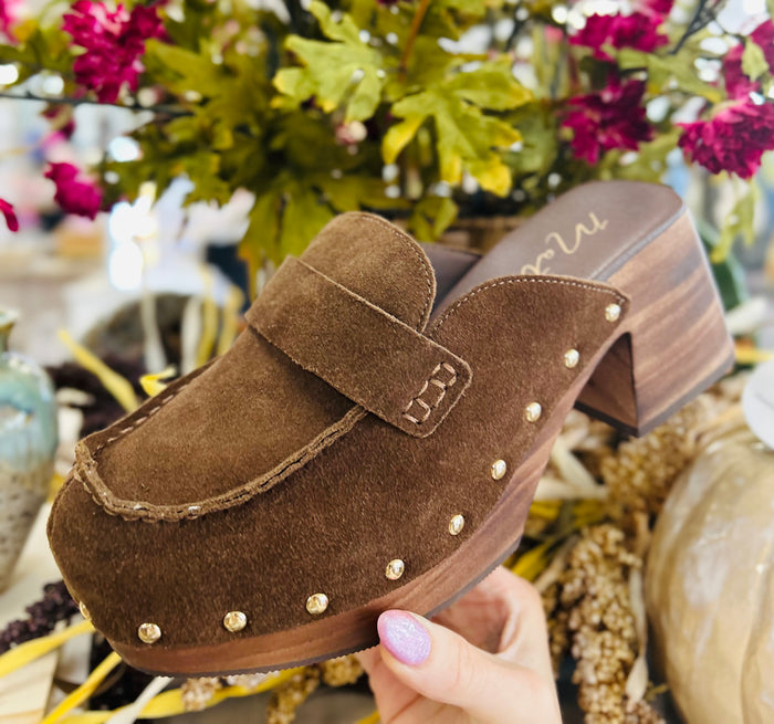 MATISSE REYES STUDDED PLATFORM CLOG