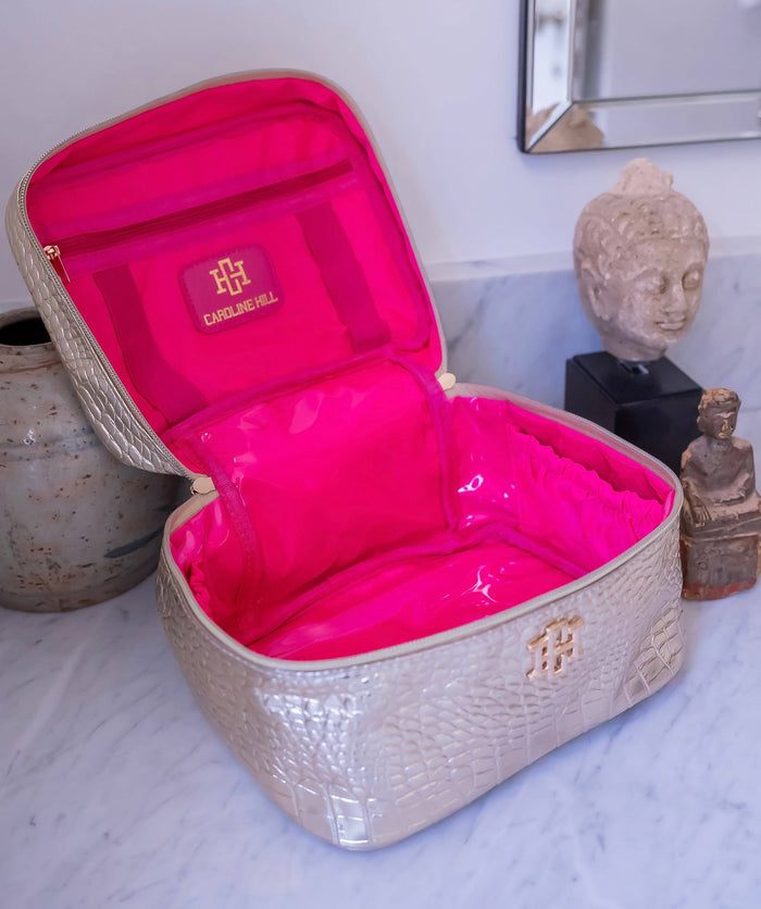 Caroline Hill Hampton Train Case Gold EC
