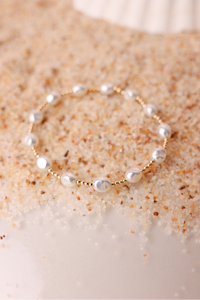 Bri Pearl Bracelet in Gold