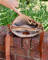 Caroline Hill Ariana Crossbody Black Pearl DQ
