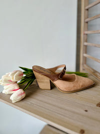 CORKY’S-SOBER UP WEDGE - TOBACCO SUEDE