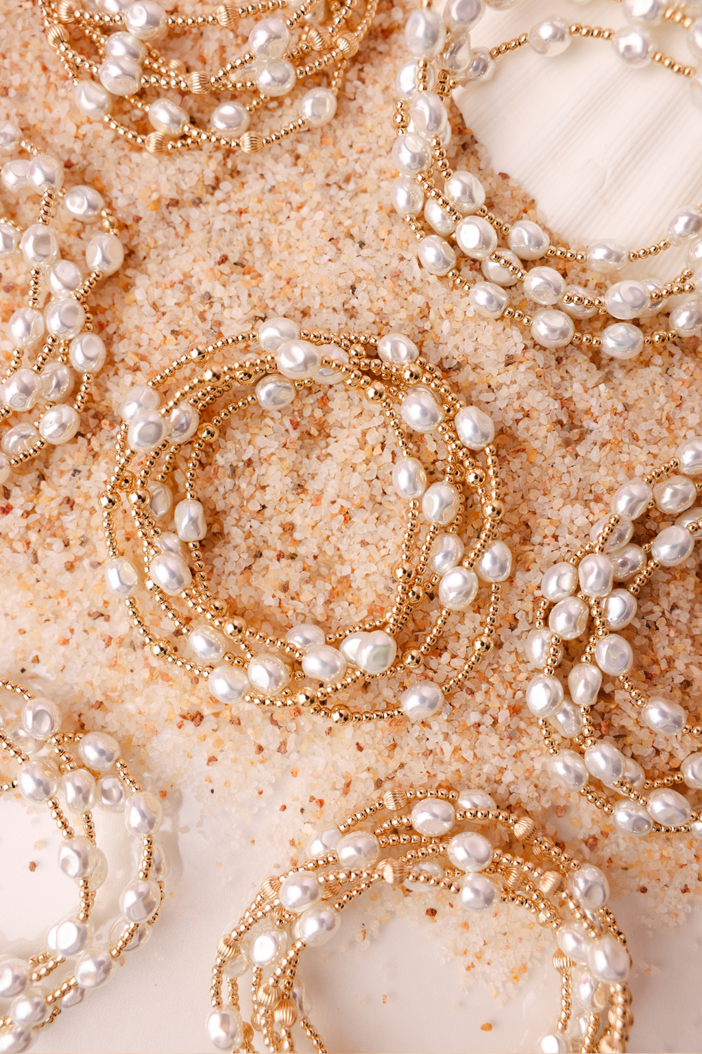 Bri Pearl Bracelet in Gold