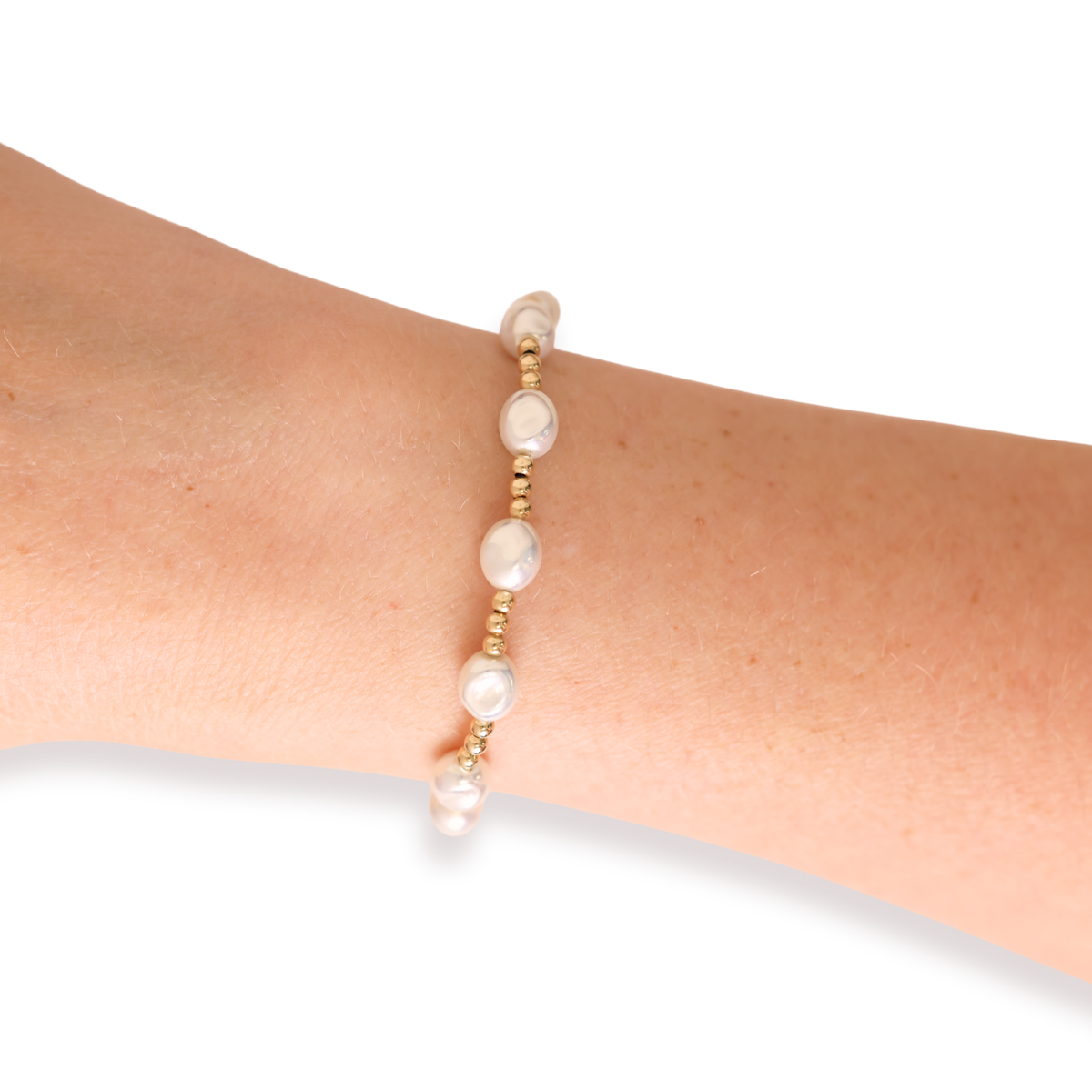 Bri Pearl Bracelet in Gold