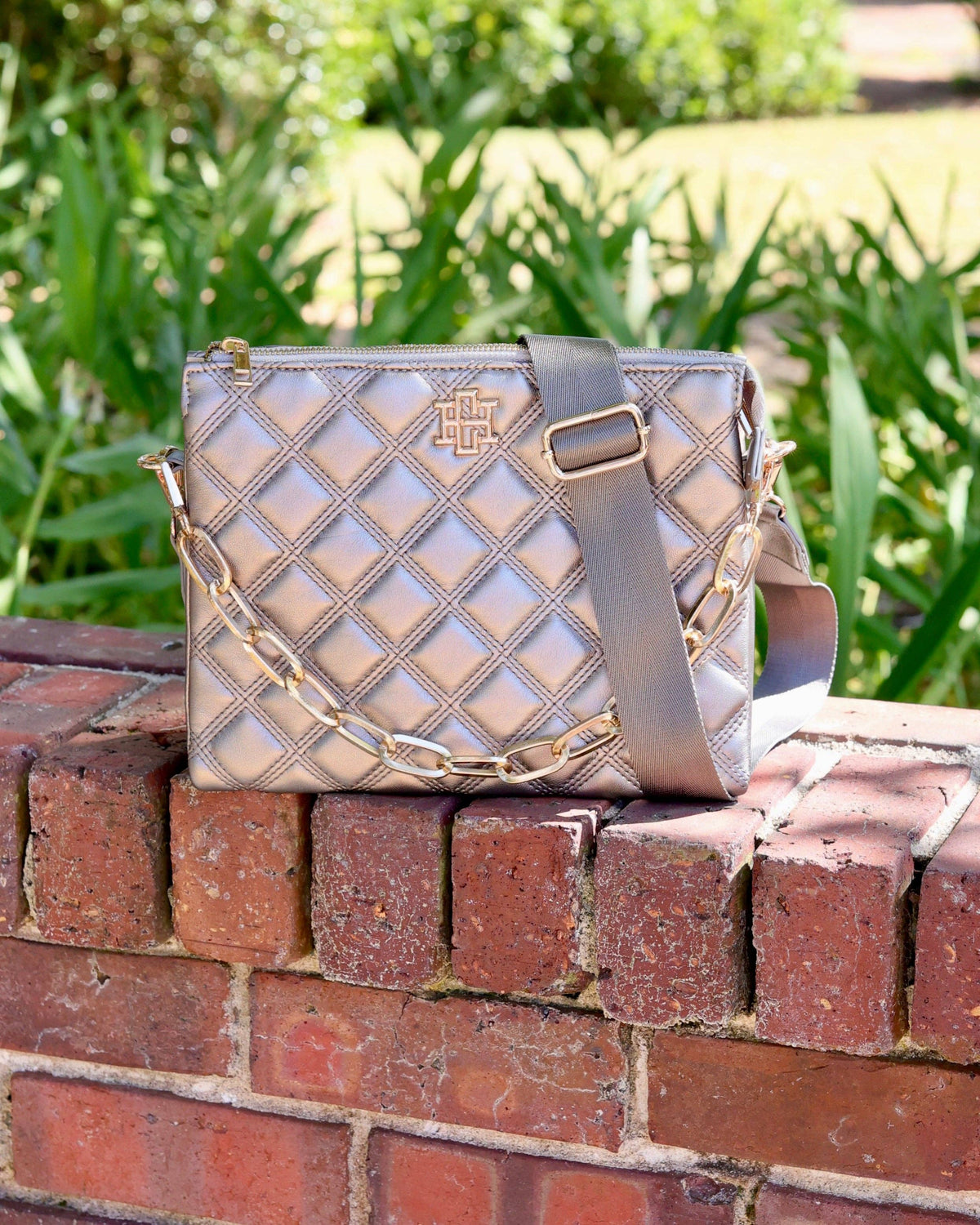 Caroline Hill Ariana Crossbody Black Pearl DQ