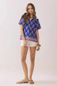 -Floral Print Contrast Border Hem Split Neck Blouse