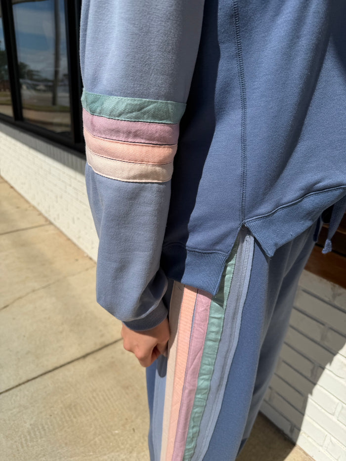 Color Tape Detail Knit Top & Pants Comfy Set