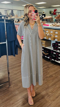 Stripe pattern textured pullover midi dress