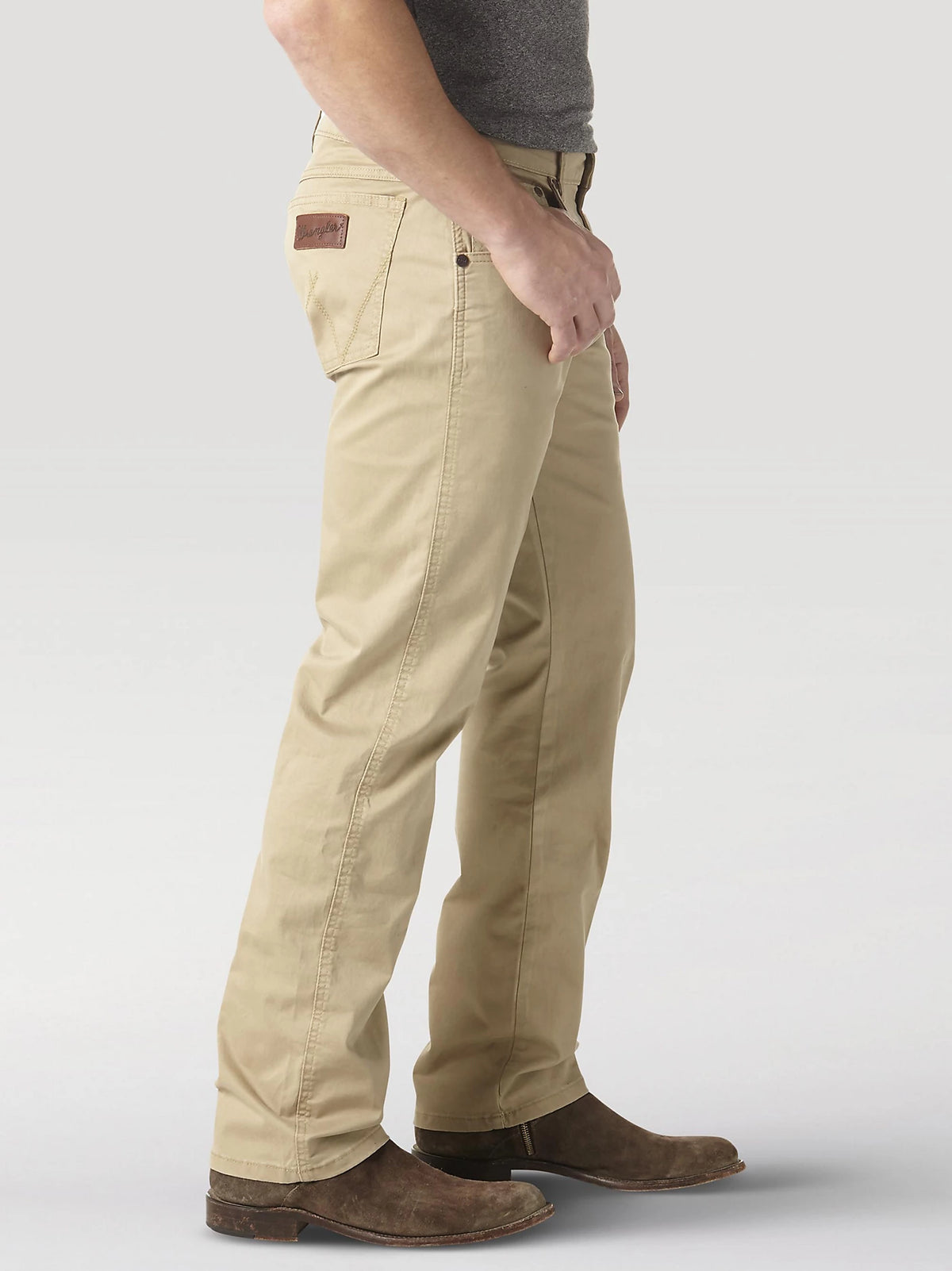 Wrangler - Fawn - Retro® Slim Fit Straight Leg Pant