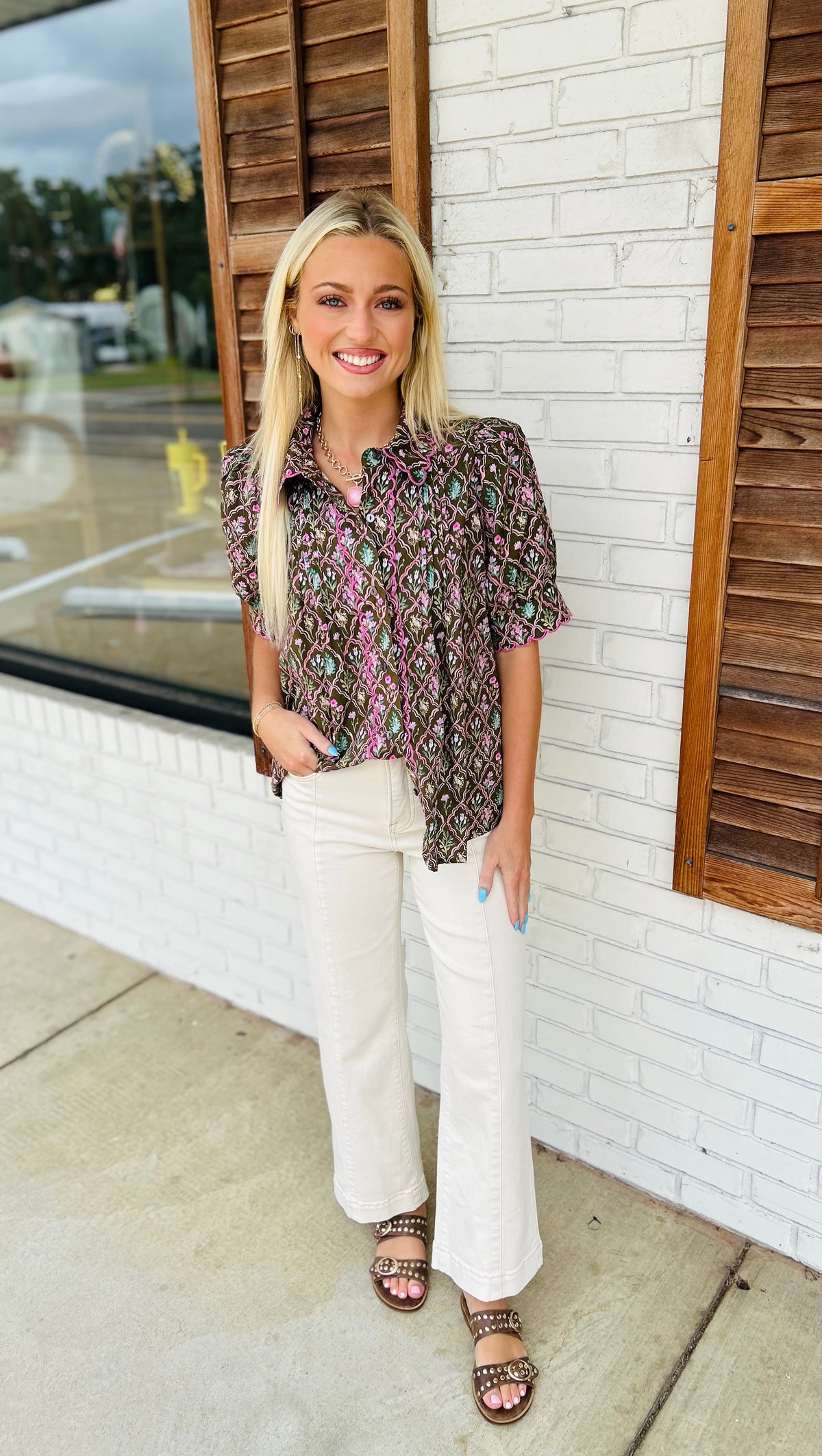 Floral short puff sleeve top