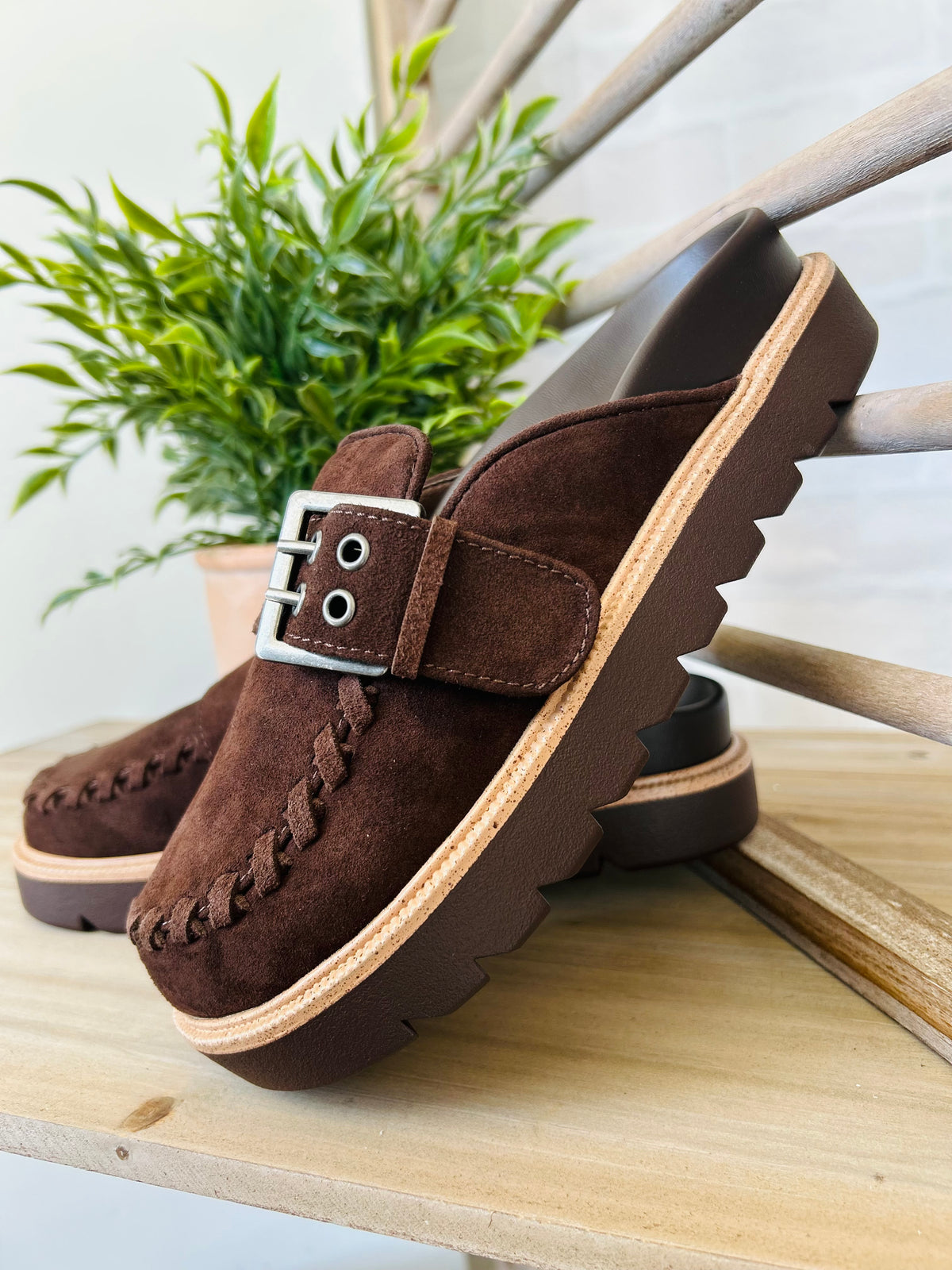 MIA ZAINA - CHOCOLATE SUEDE