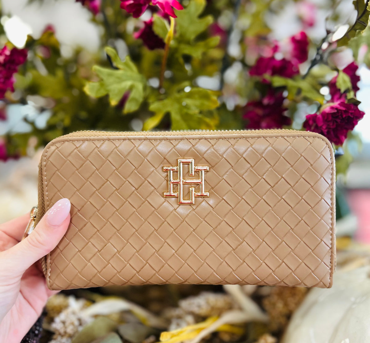Caroline Hill Penelope Wallet Woven Tan