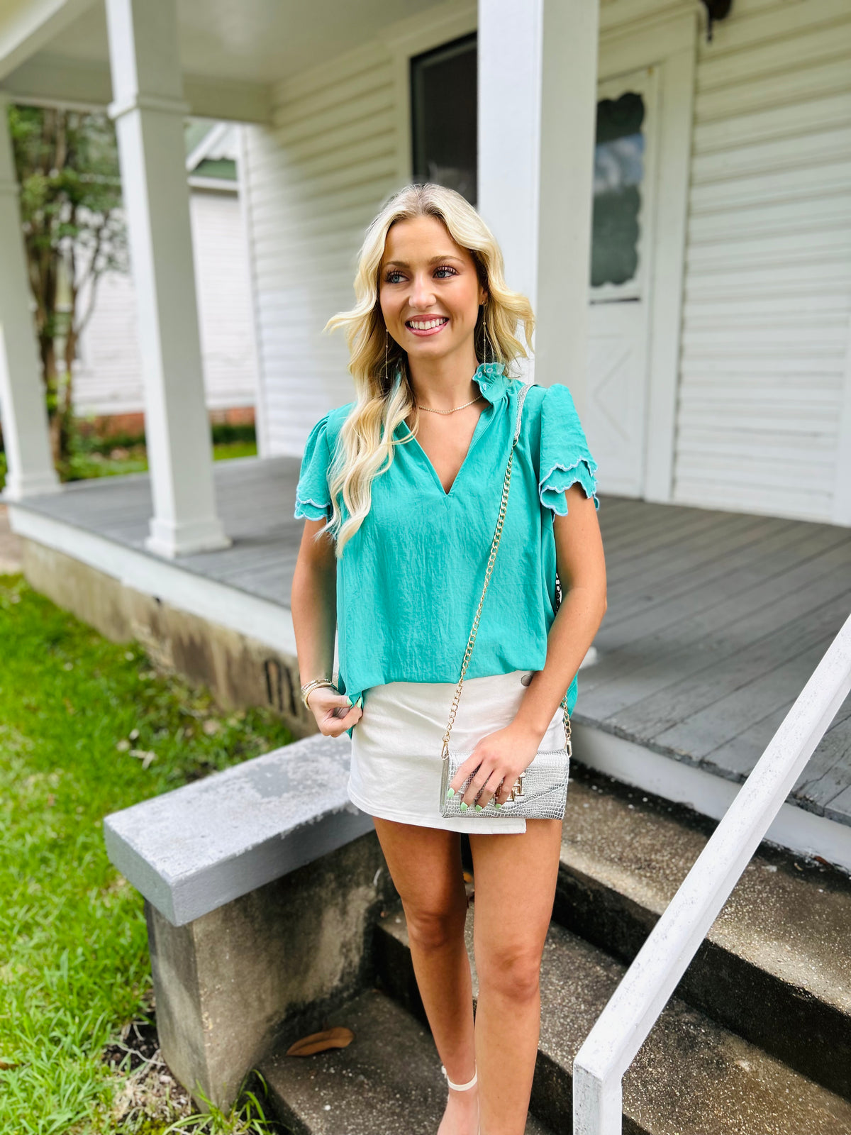 Scalloped Ruffle Sleeve Top