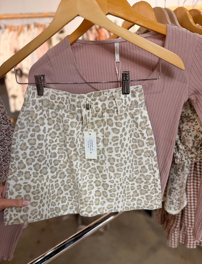 Rylee +Cru Teen Tennessee Mini Skirt Leopard
