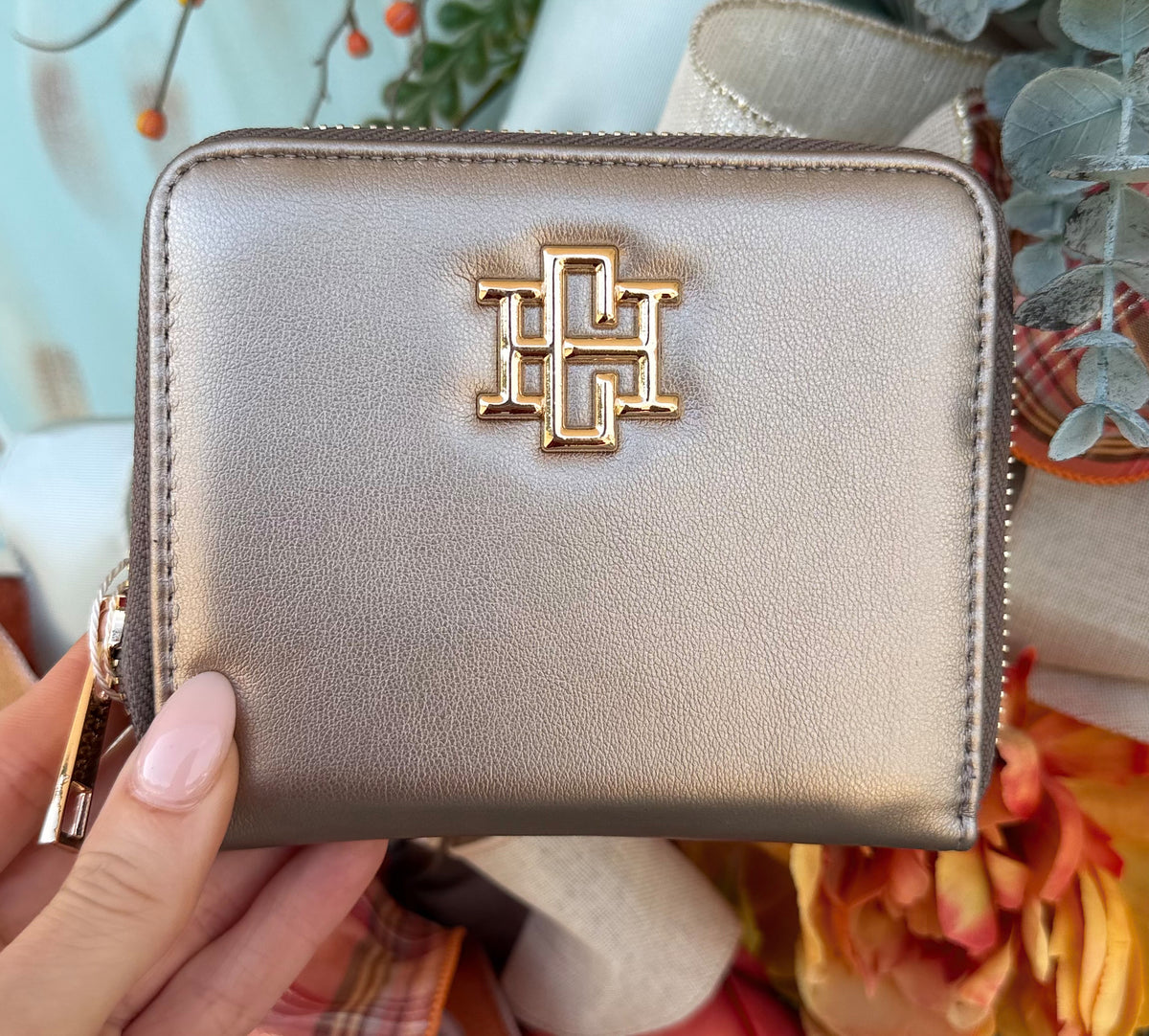 Caroline Hill Blakely Wallet Black Pearl