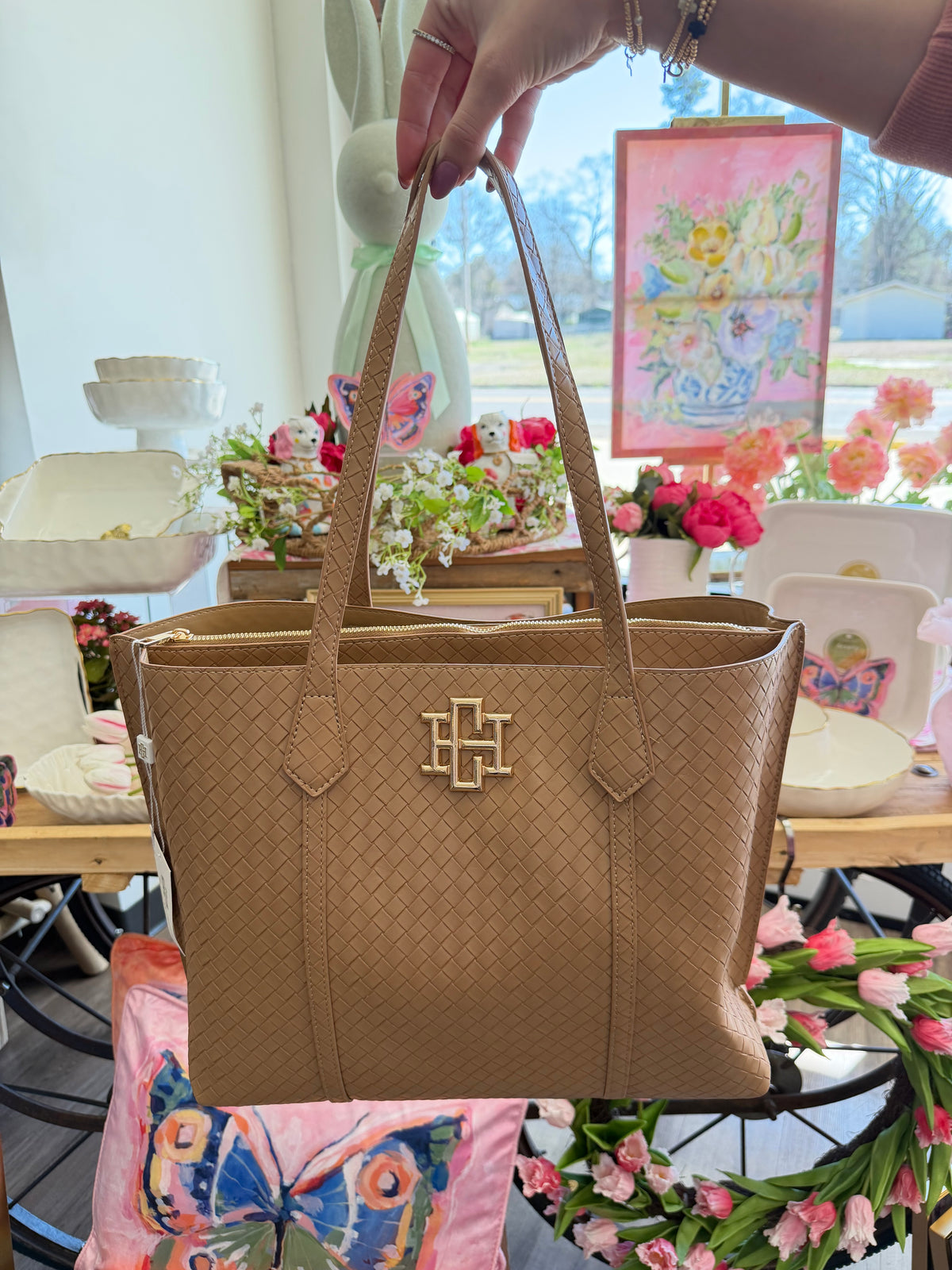 Caroline Hill Heath Tote Bag Woven Tan