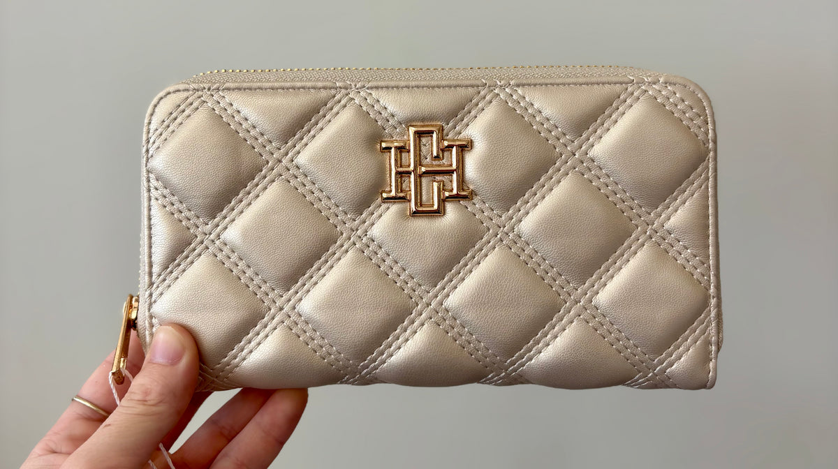 Caroline Hill Penelope Wallet