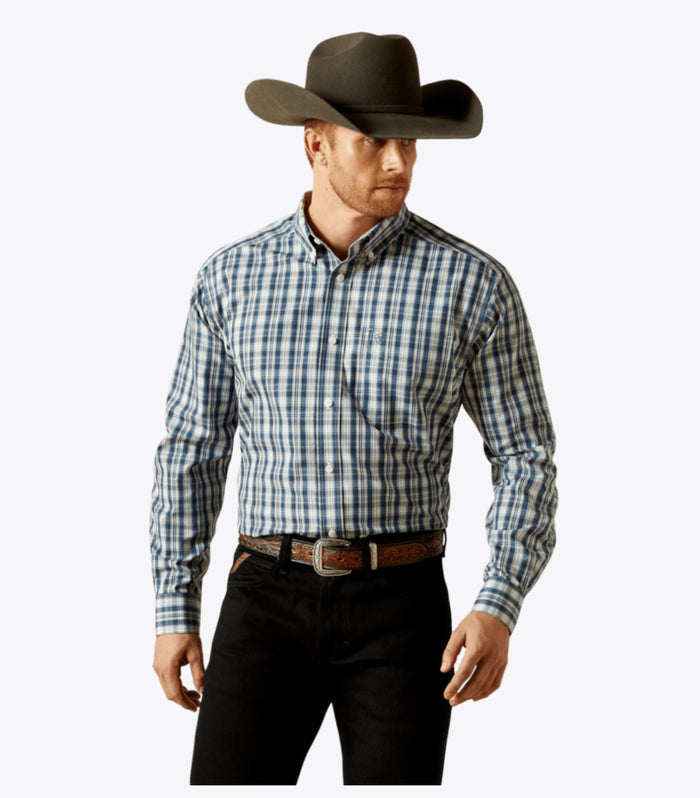 ARIAT Wrinkle Free Dargan Classic Fit Shirt