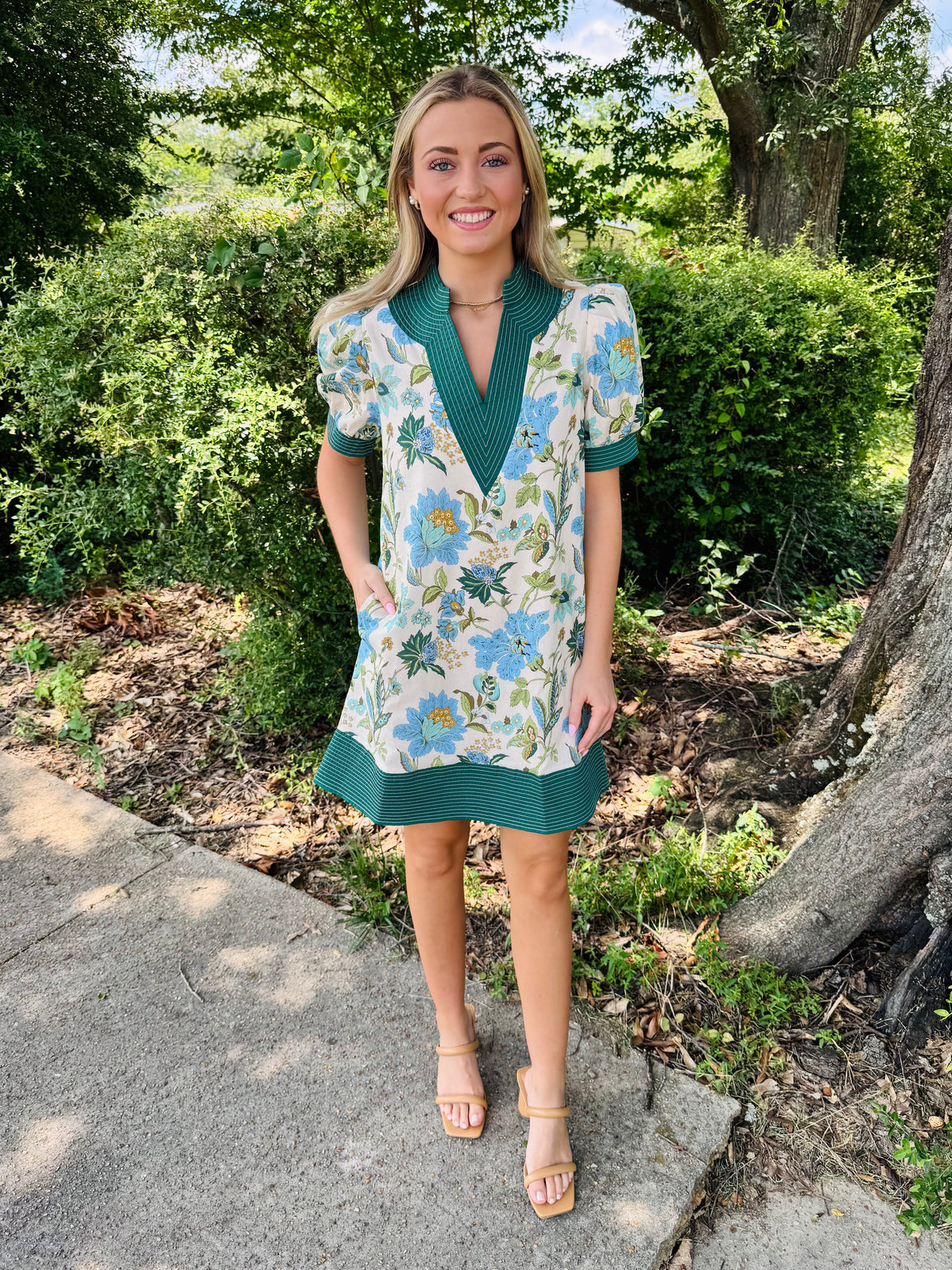 Floral print short puff sleeve pullover mini dress