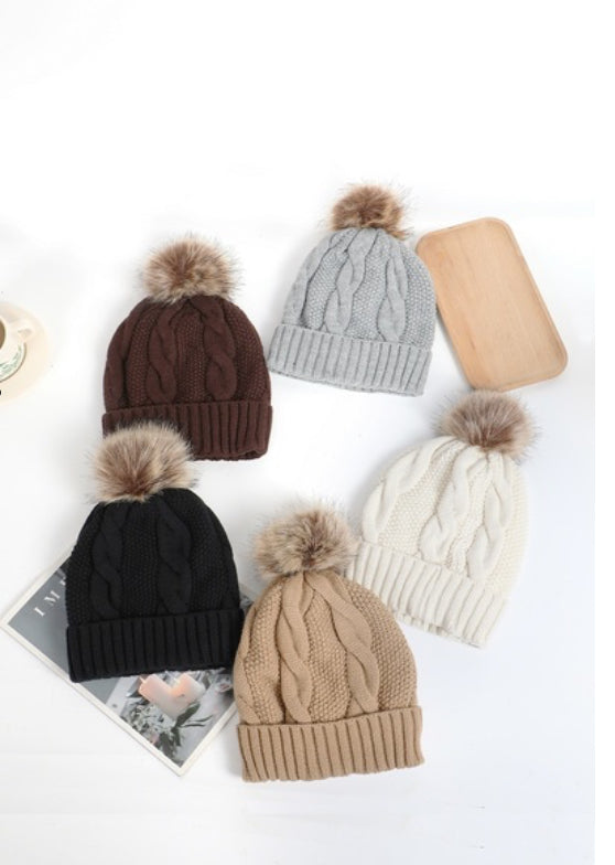 CABLE KNIT POM POM LINED BEANIE