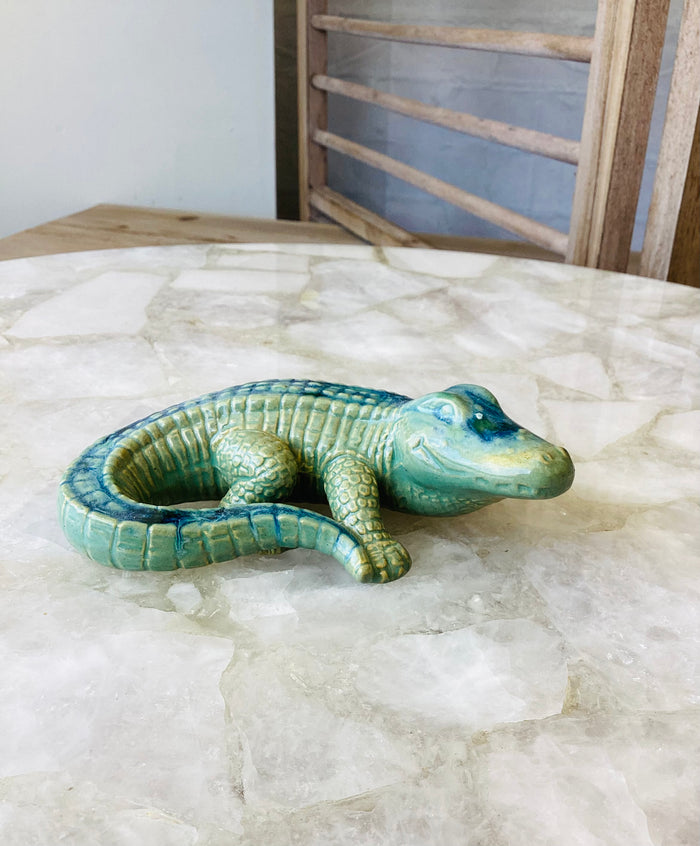 SonShine Pottery Small Alligator Signature