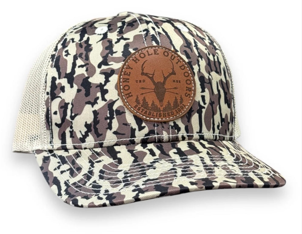 HONEY HOLE-SNAPBACK - LEATHER DEAD SHOT