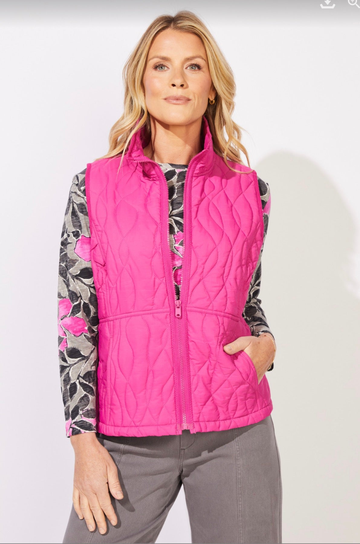 Escape Wave Quilt Summit Vest