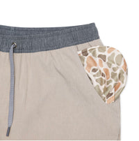 Burlebo-5.5” Athletic Short -HEATHER KHAKI - VENADO CAMO LINER