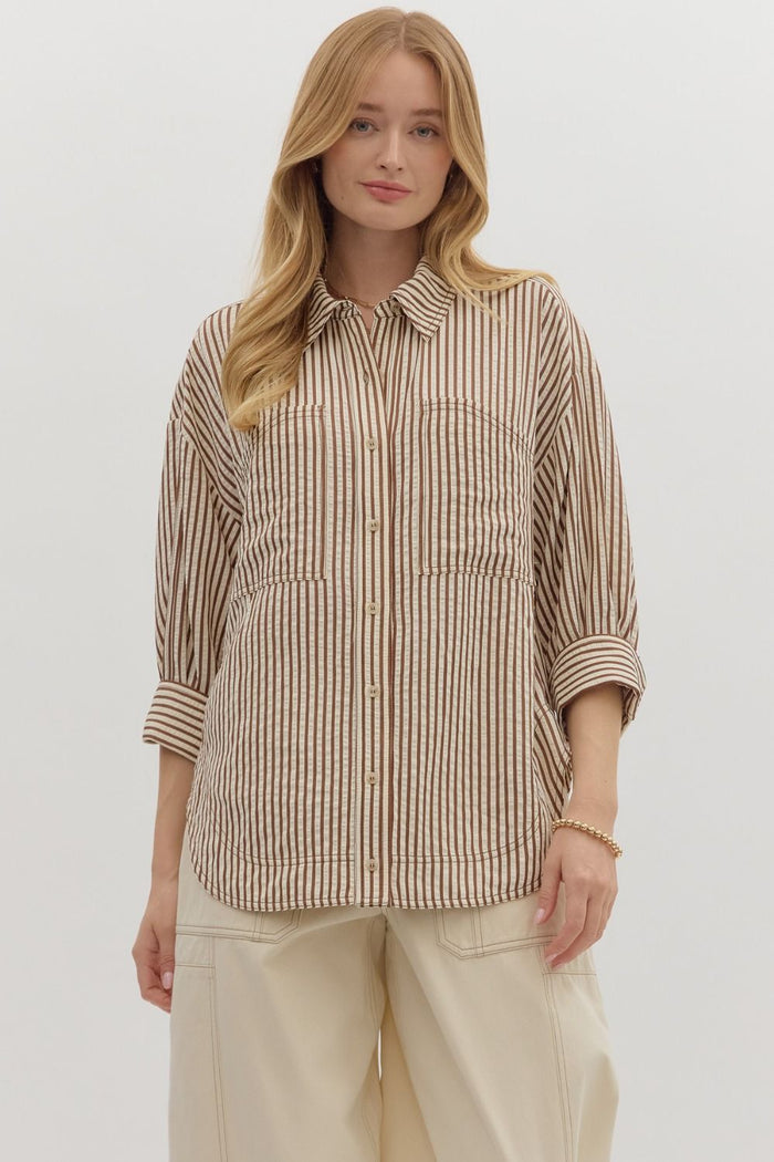 Textured stripe pattern reverse cuff ¾ sleeve