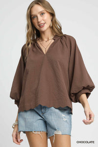 Textured Scallop Hem Blouse
