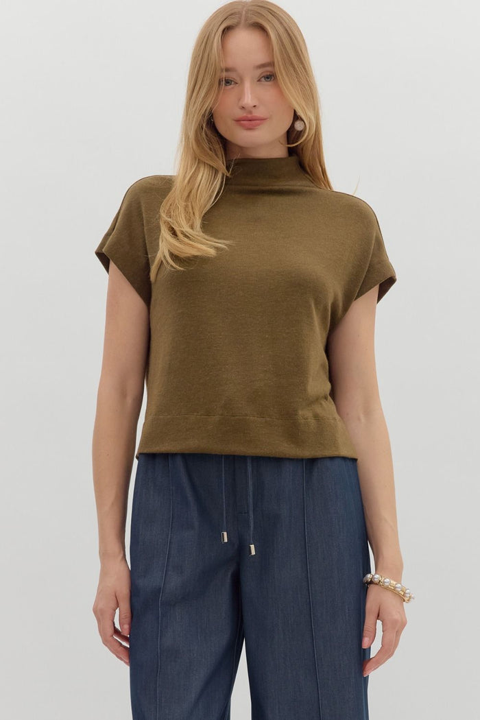 Solid knit mock neck pullover top