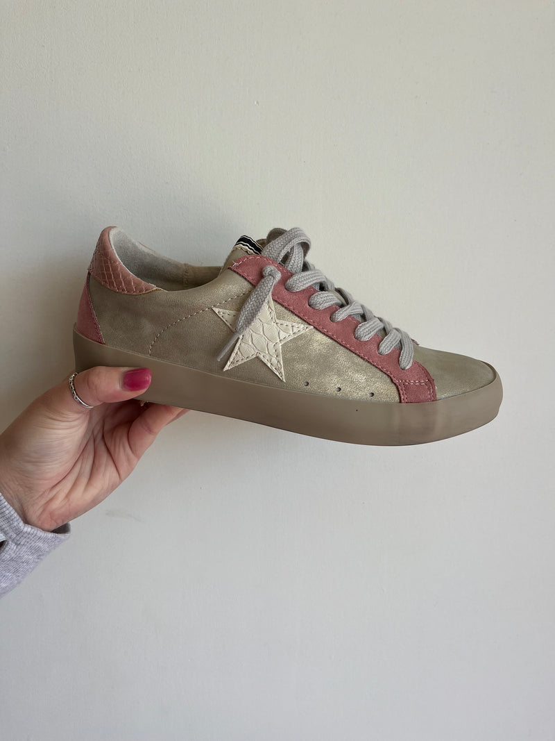 ShuShop Paula Sneaker Gold Distressed