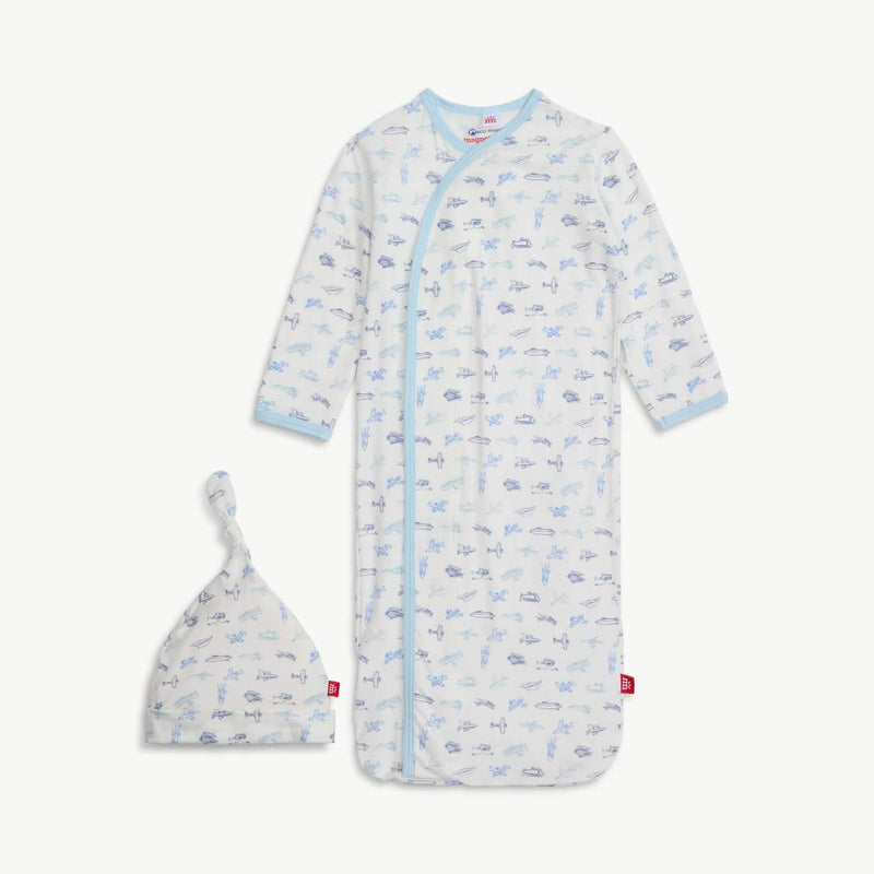 Magnetic Me Gown & Hat Set Airplanes
Modal