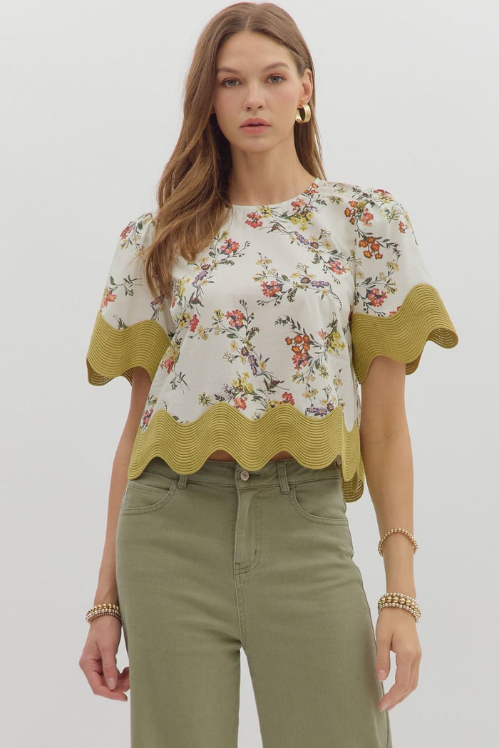 Floral print short sleeve pullover top