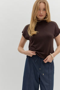 Solid knit mock neck pullover top