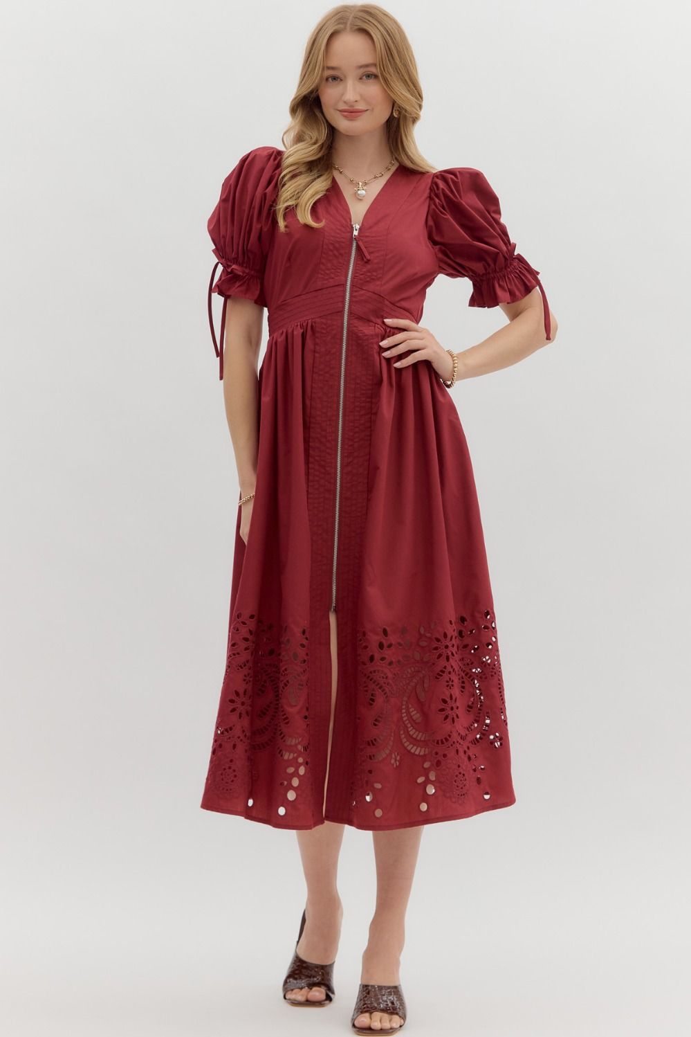 Solid short puff sleeve midi dress