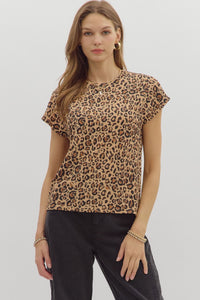 Leopard pattern textured cap sleeve pullover top