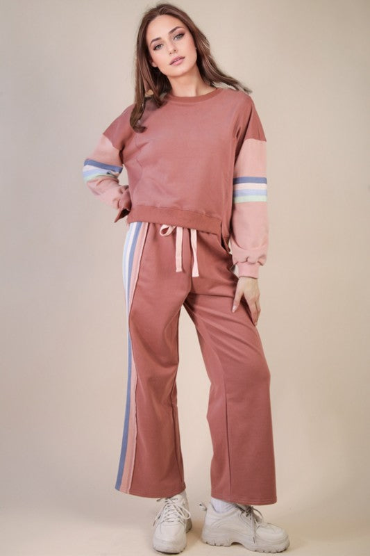 Color Tape Detail Knit Top & Pants Comfy Set