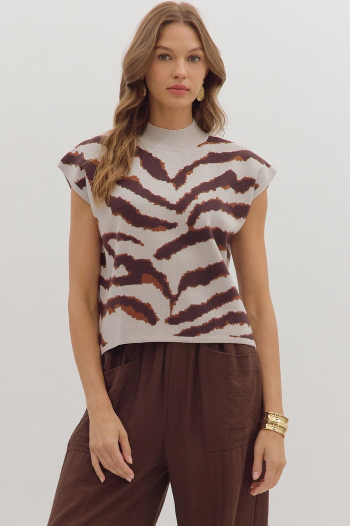 Animal pattern short sleeve mock neck sweater knit top