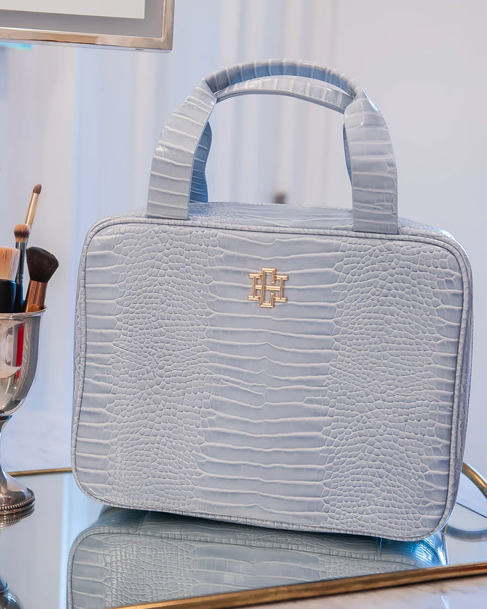 Caroline Hill Punta Cana Large Case Baby Blue EC