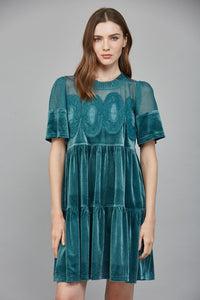 Contrast Sheer Mesh Panel With Intricate Lace