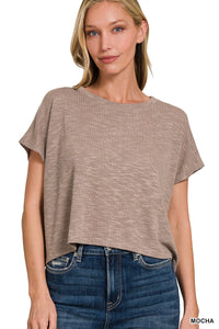 KNIT ROUND NECK CROPPED TOP