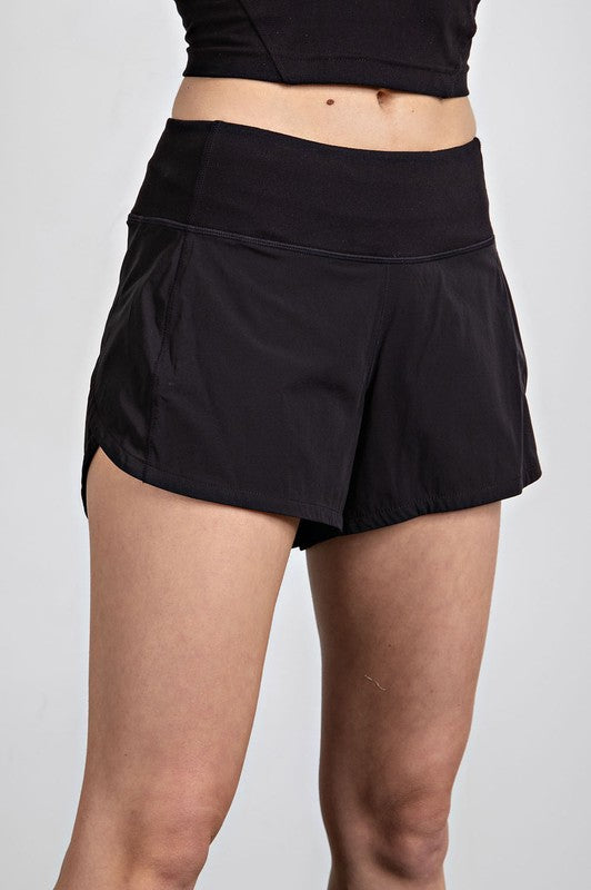 STRETCH WOVEN 2 IN 1 ACTIVE SHORTS