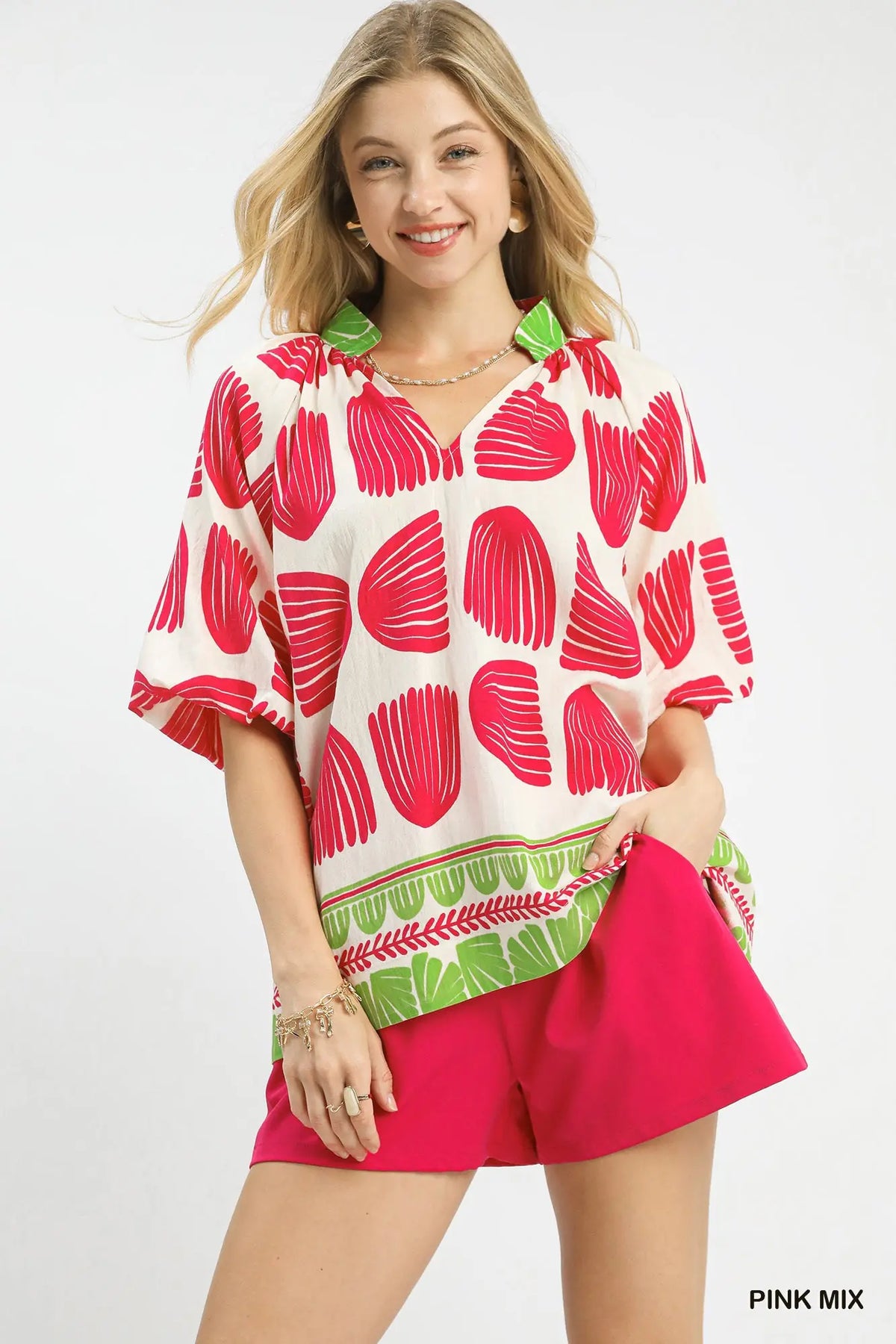 Shell Block Border Print V-Neck Blouse