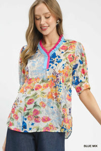 Floral Contrast Pleat Neck Top
