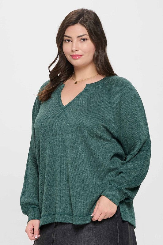 PLUS SPLIT NECK LONG SLEEVE RAGLAN KNIT TOP