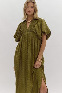 Textured short puff sleeve button up v-neck collared midi dress