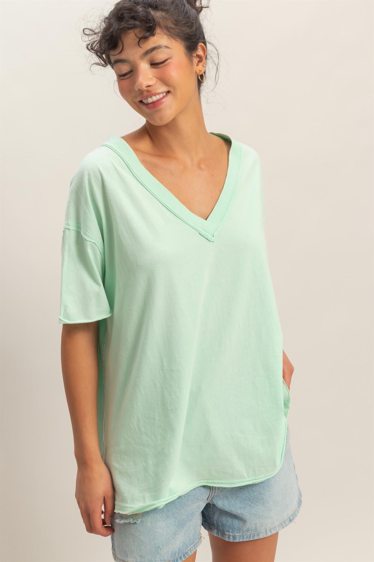 Washed V-neck Oversized Tee