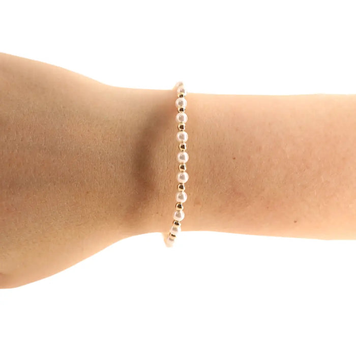 Luci Pearl Bracelet in Gold