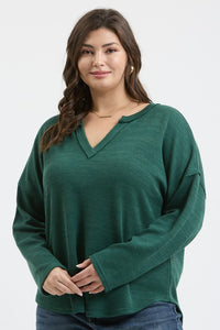 PLUS SOLID NOTCH NECK KNIT TOP