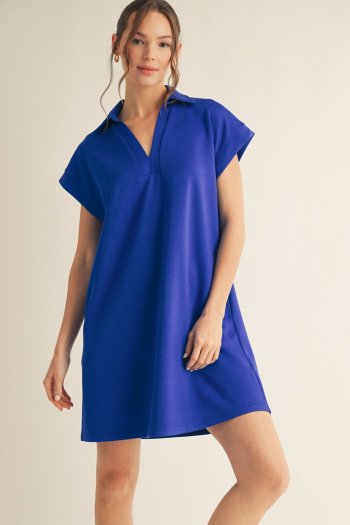 Plus Solid Collared Pockets Dress
Solid Collared Pockets Dress
